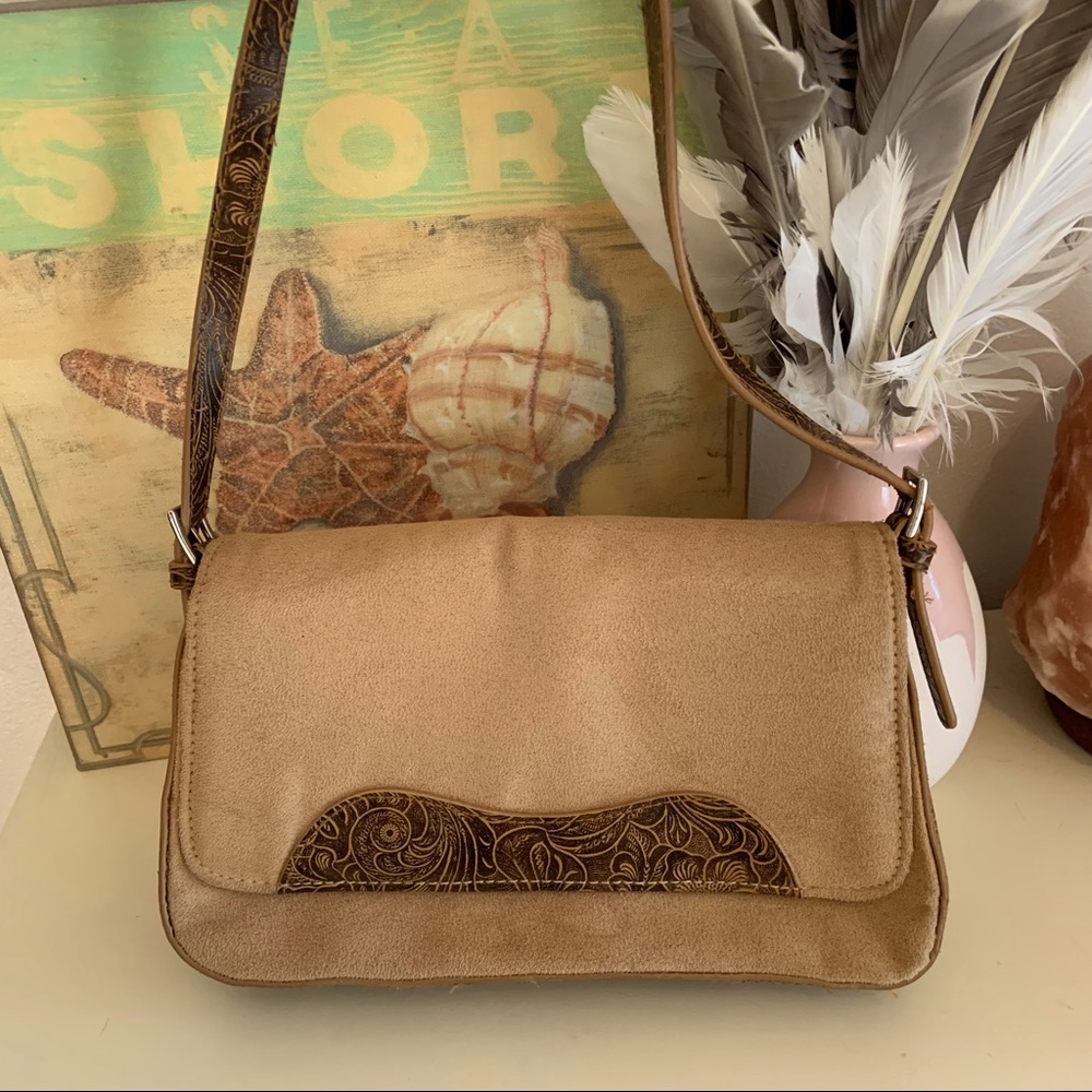 Handcrafted Tan Leather and suede hand bag 💼